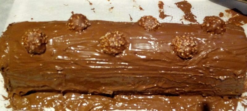 Cliquez pour zoomer ! Bûche Ferrero Rocher Thermomix par Geraldine57
