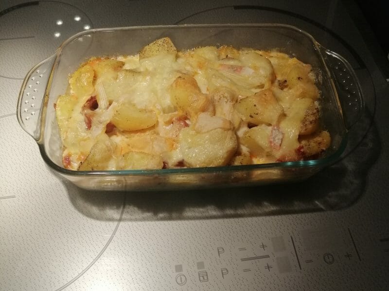 Cliquez pour zoomer ! Tarte aux pommes de terre et lardons Thermomix par alexsabrina