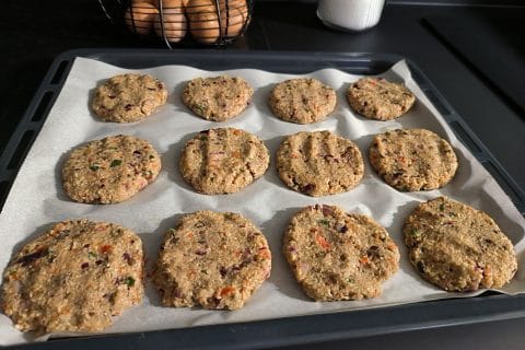 Cliquez pour zoomer ! Galettes de lentilles et quinoa Thermomix par sylvie_52