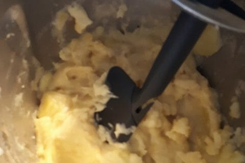 Cliquez pour zoomer ! Tarte aux pommes de terre et lardons Thermomix par linda2