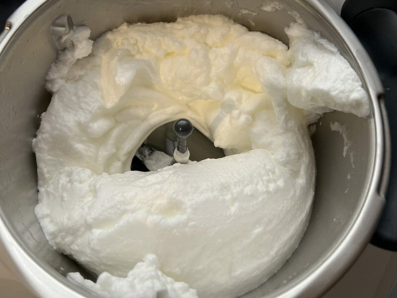 Cliquez pour zoomer ! Blancs en neige Thermomix par lini