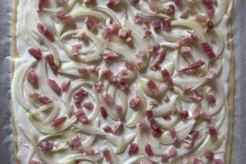 Cliquez pour zoomer ! Tarte flambée rapide au saumon fumé Thermomix par louska