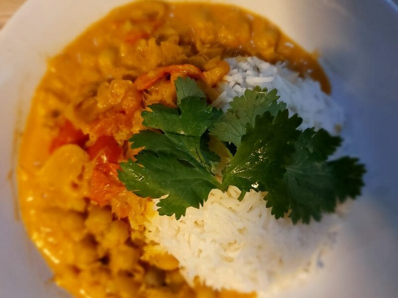 Cliquez pour zoomer ! Curry de pois chiches au lait de coco Thermomix par julie-dung
