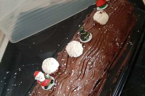 Cliquez pour zoomer ! Bûche Ferrero Rocher Thermomix par lucie_51