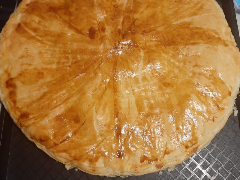Cliquez pour zoomer ! Galette des rois à la frangipane Thermomix par lucie_51