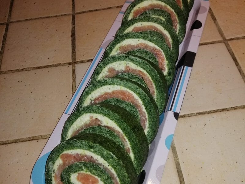 Cliquez pour zoomer ! Roulé aux épinards, saumon et Boursin Thermomix par acm42