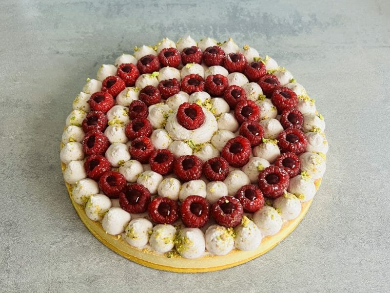 Cliquez pour zoomer ! Tartelettes framboises sur crème d’amande et pistache Thermomix par clin87
