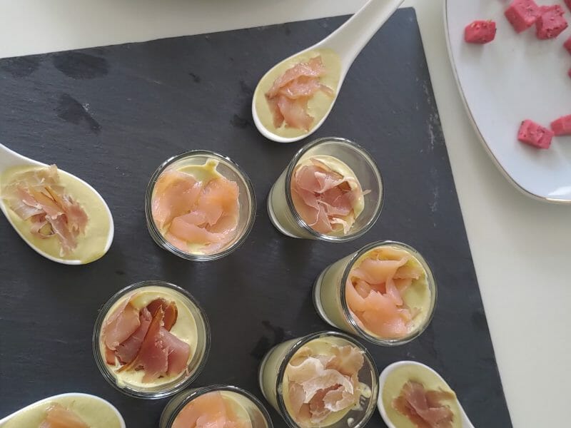 Cliquez pour zoomer ! Mousse d’asperges au saumon fumé Thermomix par misslapi