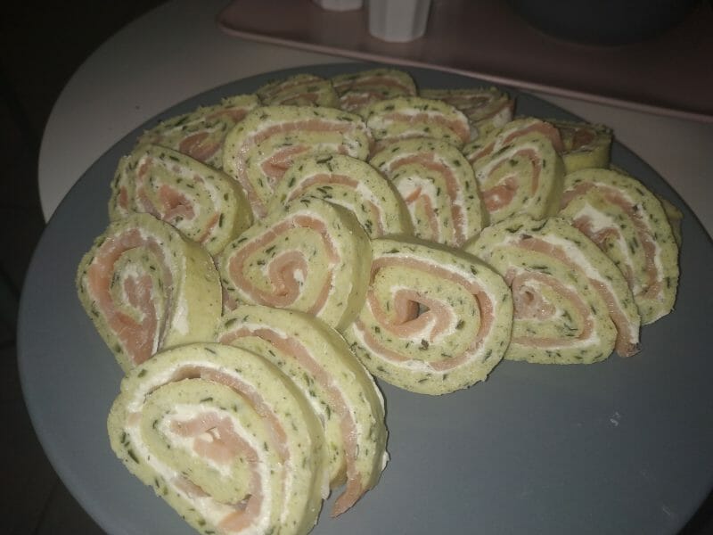 Cliquez pour zoomer ! Roulé aux courgettes et au saumon fumé Thermomix par clementine_10