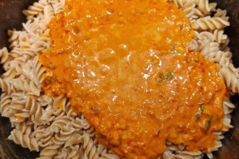 Cliquez pour zoomer ! Pâtes sauce rosée ail et basilic Thermomix par annabelle