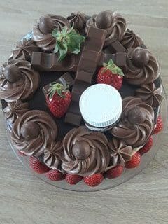 Cliquez pour zoomer ! Layer cake Kinder Bueno Thermomix par cecilou26