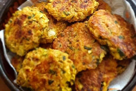 Cliquez pour zoomer ! Galettes de courgettes grecques Thermomix par fleur_de_courgette