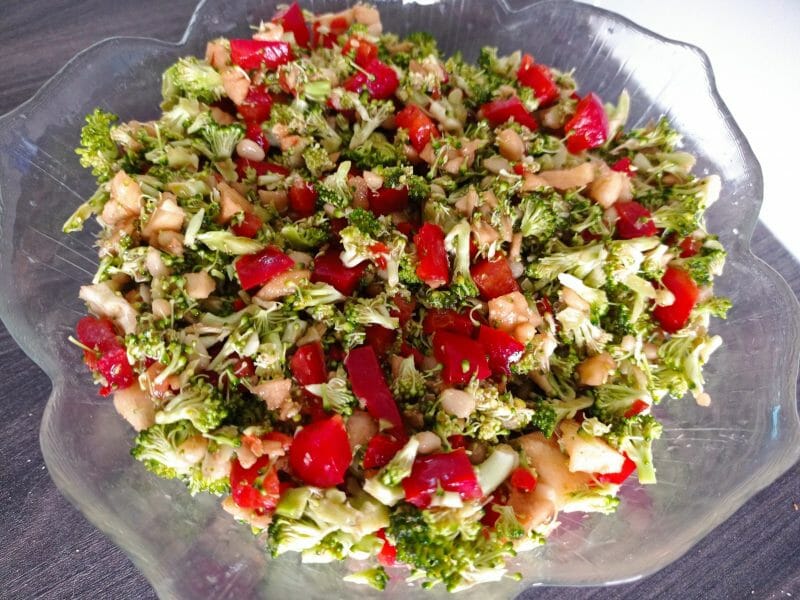 Cliquez pour zoomer ! Salade de brocolis Thermomix par ginieginie