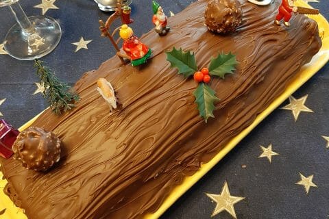 Cliquez pour zoomer ! Bûche Ferrero Rocher Thermomix par nathalie_89