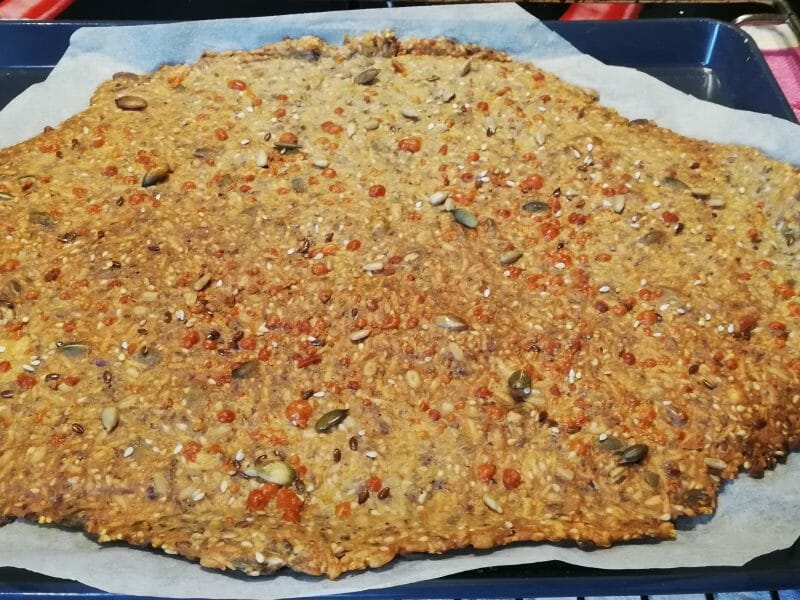 Cliquez pour zoomer ! Crackers salés à l’emmental et aux graines Thermomix par adrien_13