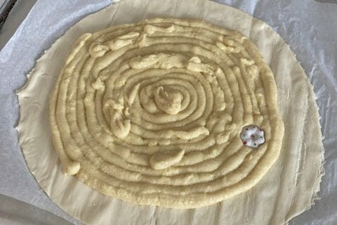 Cliquez pour zoomer ! Galette des rois à la frangipane Thermomix par lucie31490