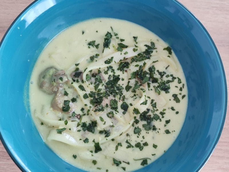 Cliquez pour zoomer ! Soupe curry-coco aux champignons Thermomix par Fyne