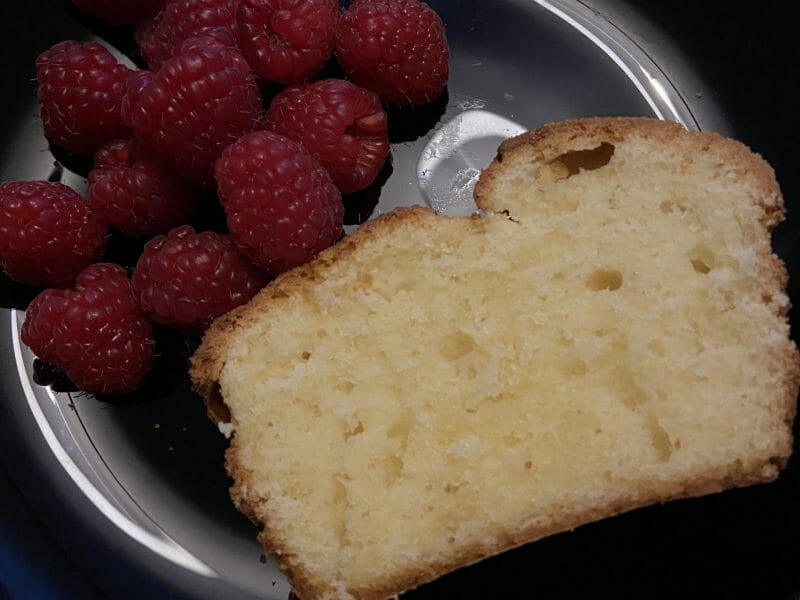 Cliquez pour zoomer ! Cake aux petits suisses Thermomix par rox82