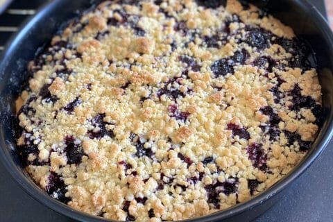 Cliquez pour zoomer ! Gâteau aux myrtilles façon crumble Thermomix par Émilie 🌸
