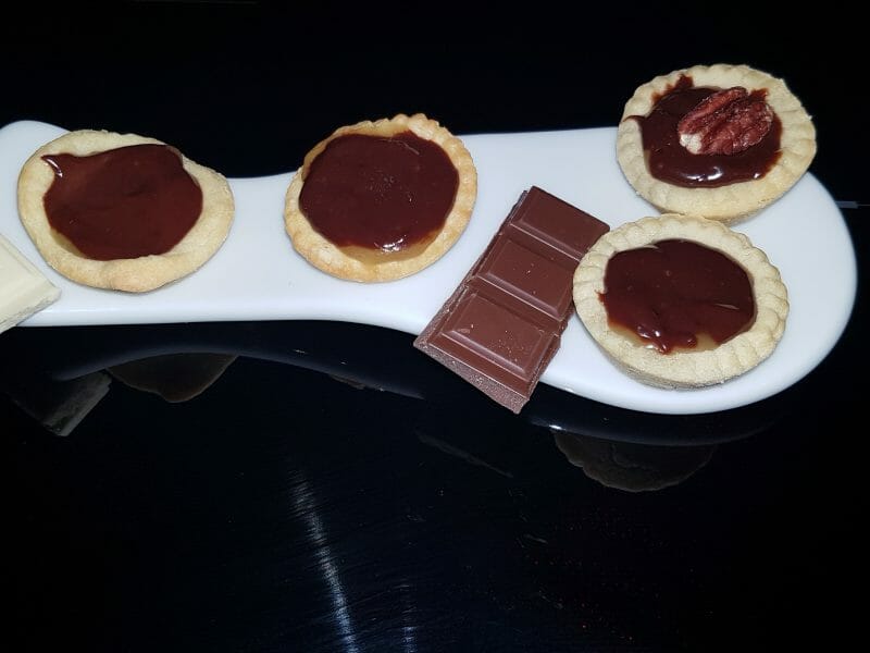 Cliquez pour zoomer ! Tartelettes chocolat et caramel beurre salé Thermomix par id02