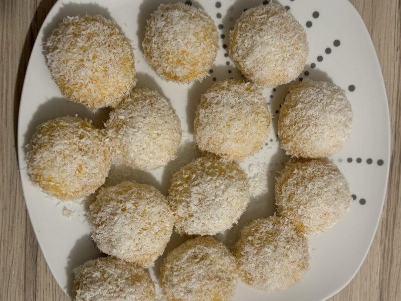 Cliquez pour zoomer ! Boules coco et confiture Thermomix par bekhen