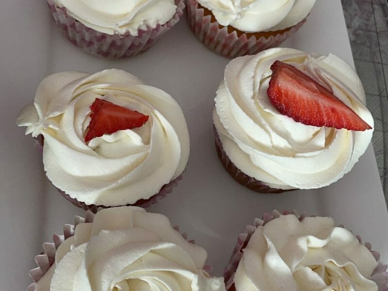Cliquez pour zoomer ! Cupcakes à la framboise Thermomix par lydia_7
