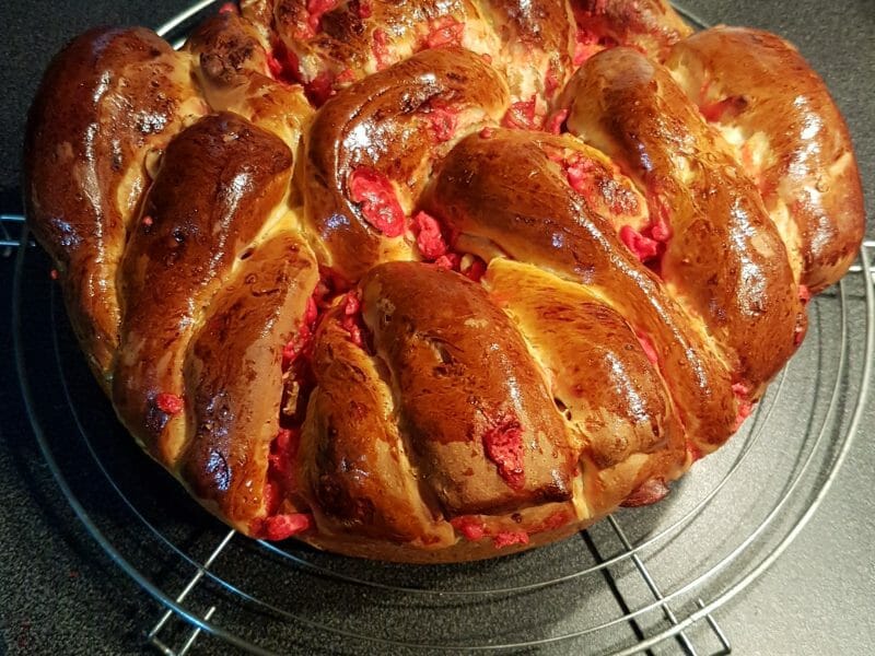 Cliquez pour zoomer ! Brioche aux pralines roses Thermomix par Wikette