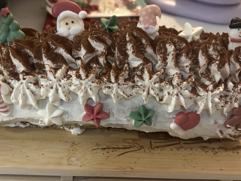 Cliquez pour zoomer ! Bûche Tiramisu Thermomix par sabrina_83