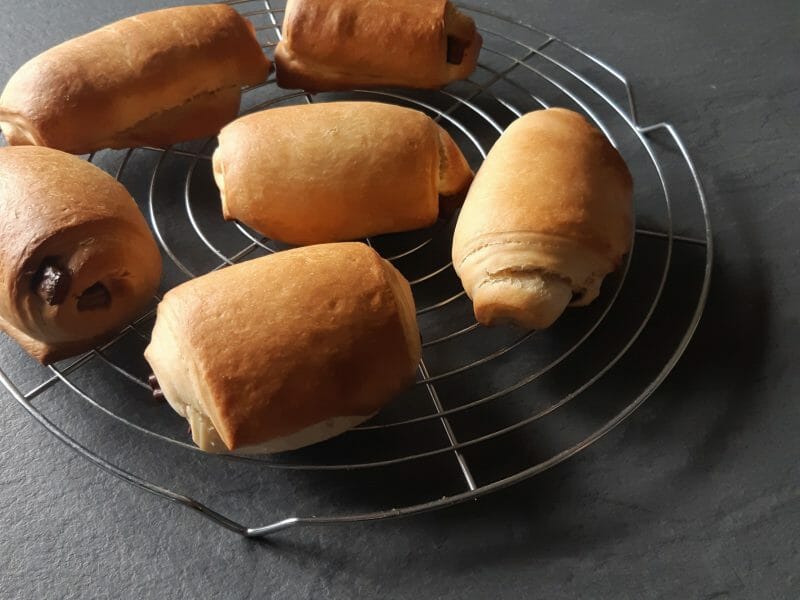 Cliquez pour zoomer ! Pains au chocolat briochés Thermomix par steph25250