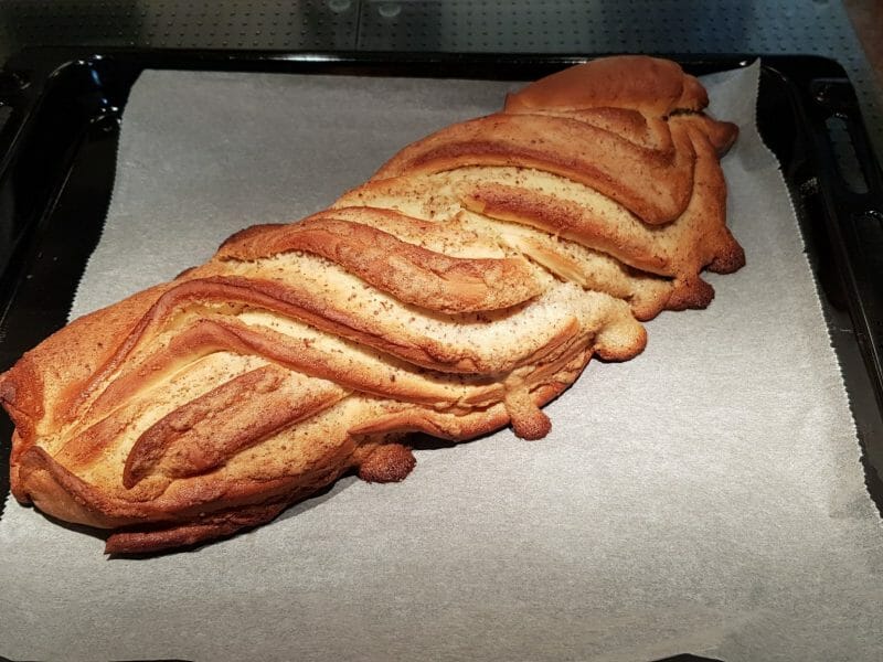 Cliquez pour zoomer ! Brioche à la crème d’amande Thermomix par gribouillie