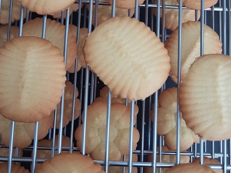 Cliquez pour zoomer ! Sablés à la presse à biscuits Thermomix par vjvj