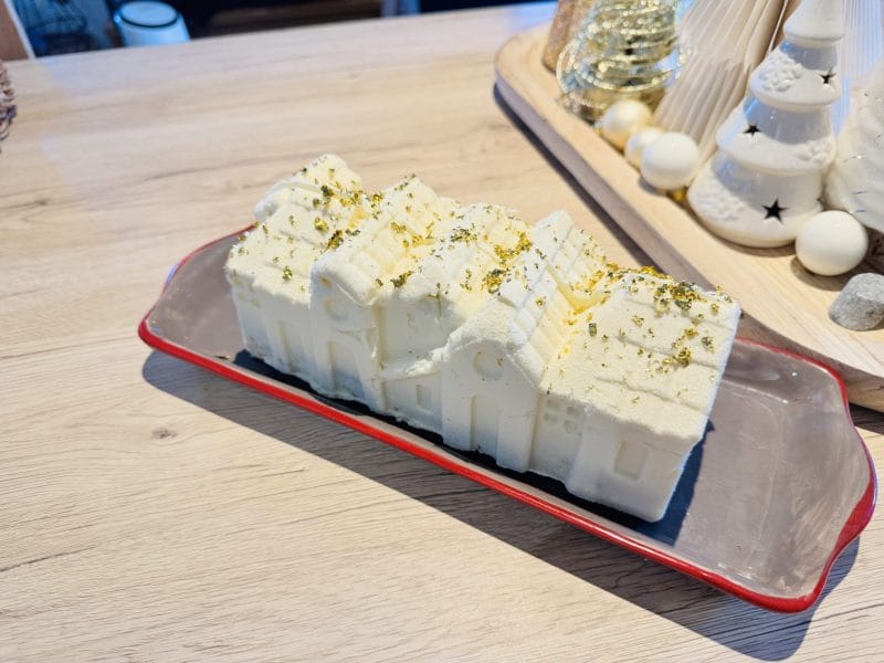 Cliquez pour zoomer ! Bûche vanille praliné Thermomix par marine_105