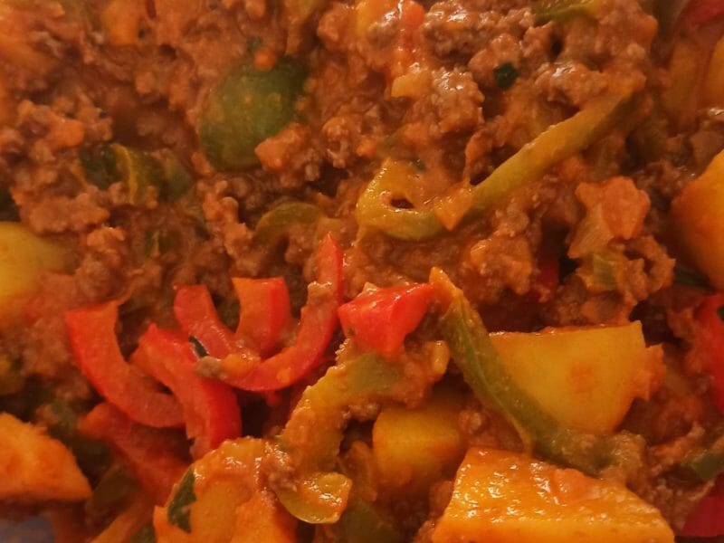 Cliquez pour zoomer ! Boeuf aux poivrons et pommes de terre Thermomix par nancy_9