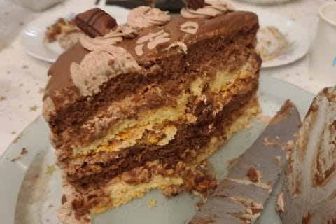 Cliquez pour zoomer ! Layer cake Kinder Bueno Thermomix par Jennychab