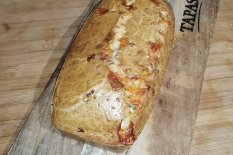 Cliquez pour zoomer ! Cake chèvre, noisettes et lardons Thermomix par munozcl