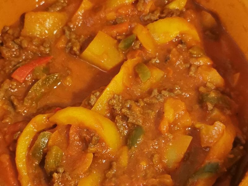 Cliquez pour zoomer ! Boeuf aux poivrons et pommes de terre Thermomix par emilie_136