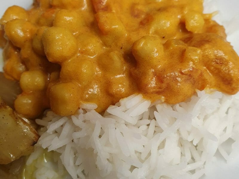 Cliquez pour zoomer ! Curry de pois chiches au lait de coco Thermomix par barbara68440