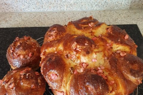 Cliquez pour zoomer ! Brioche aux pralines roses Thermomix par Maricatala