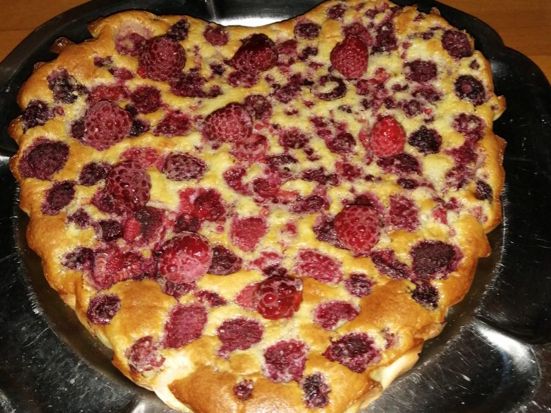 Cliquez pour zoomer ! Clafoutis aux framboises Thermomix par chriistine