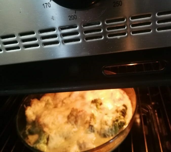 Cliquez pour zoomer ! Gratin de poulet et brocolis Thermomix par nancymomotte