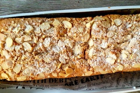 Cliquez pour zoomer ! Cake aux amandes Thermomix par sorcs