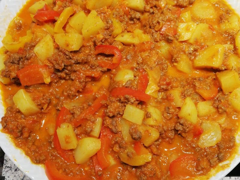 Cliquez pour zoomer ! Boeuf aux poivrons et pommes de terre Thermomix par pacoclar