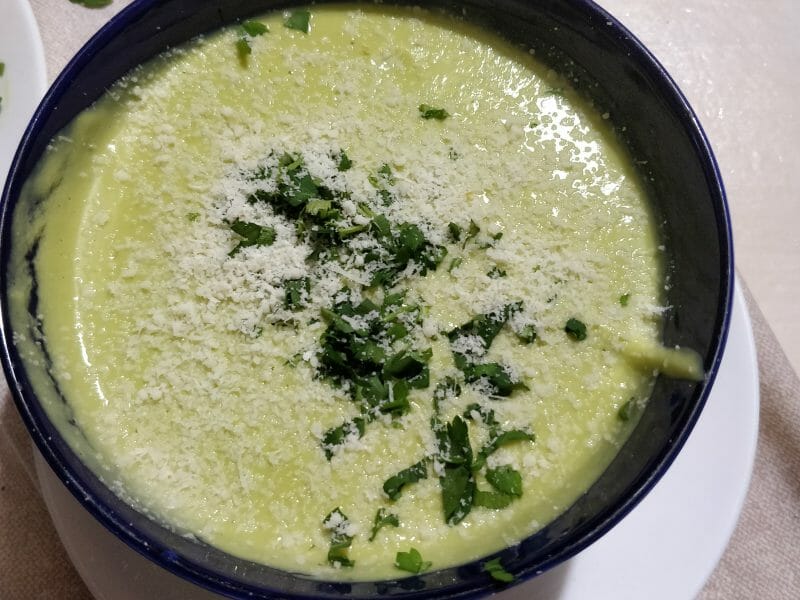Cliquez pour zoomer ! Velouté de courgettes Thermomix par souad_10