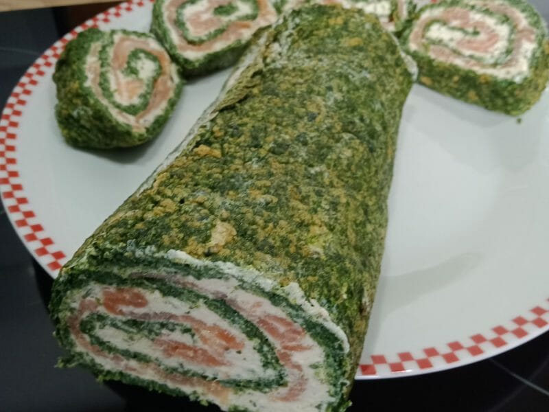 Cliquez pour zoomer ! Roulé aux épinards, saumon et Boursin Thermomix par matyo