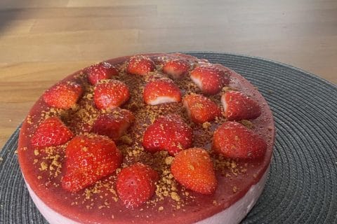 Cliquez pour zoomer ! Bavarois aux fraises Thermomix par Lucie45