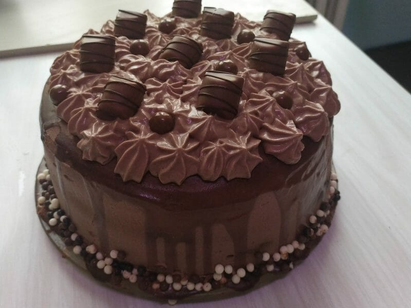 Cliquez pour zoomer ! Layer cake Kinder Bueno Thermomix par Lucie45