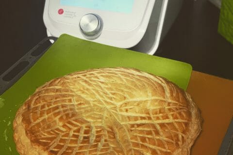 Cliquez pour zoomer ! Galette des rois à la frangipane Thermomix par kaissaliya3