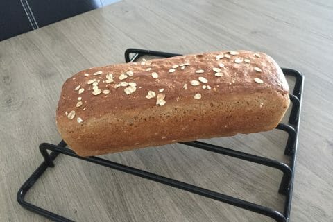 Cliquez pour zoomer ! Pain aux flocons d’avoine et au miel Thermomix par Abla