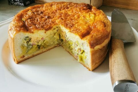 Cliquez pour zoomer ! Gâteau poireaux, lardons et fromage Thermomix par Angélique