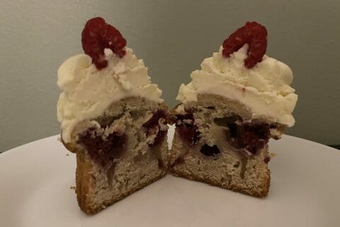 Cliquez pour zoomer ! Cupcakes à la framboise Thermomix par mimicuisto